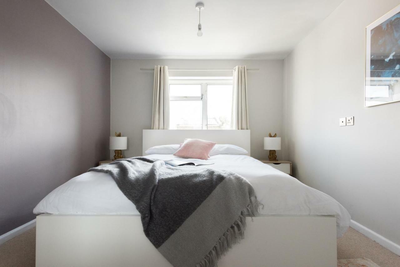The Press House - Stylish 2Bdr British Design Home Oxford Bagian luar foto