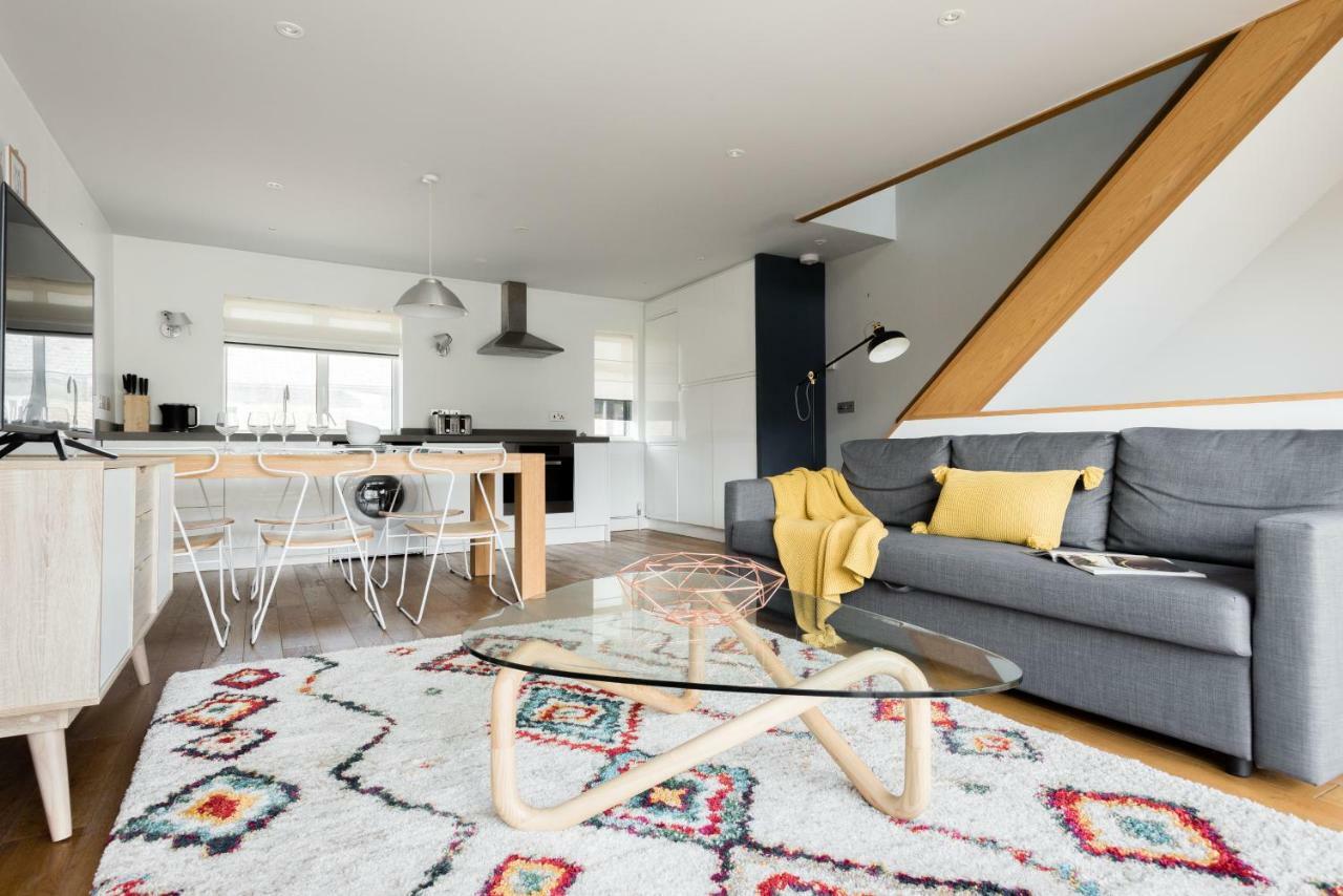 The Press House - Stylish 2Bdr British Design Home Oxford Bagian luar foto