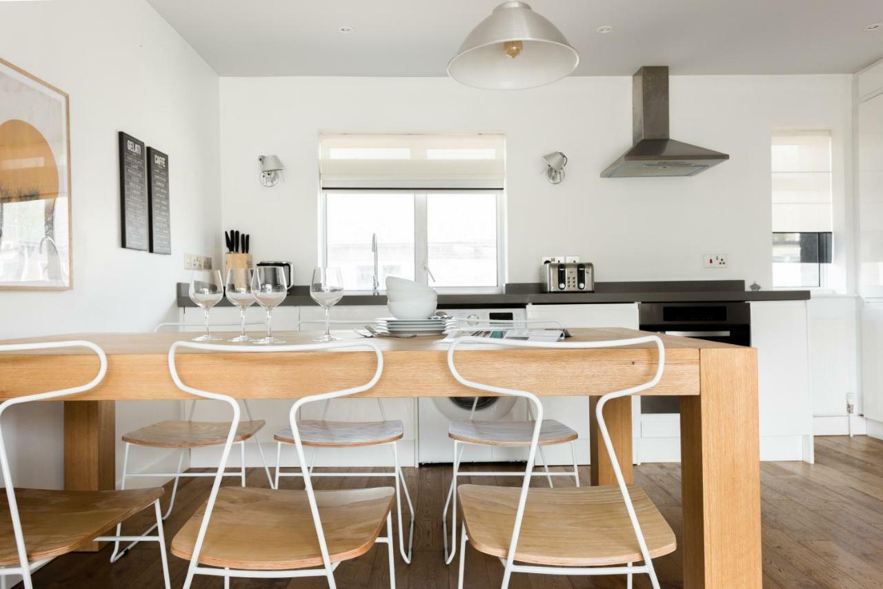 The Press House - Stylish 2Bdr British Design Home Oxford Bagian luar foto