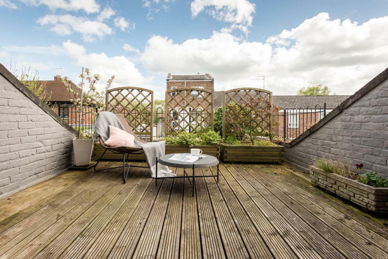 The Press House - Stylish 2Bdr British Design Home Oxford Bagian luar foto